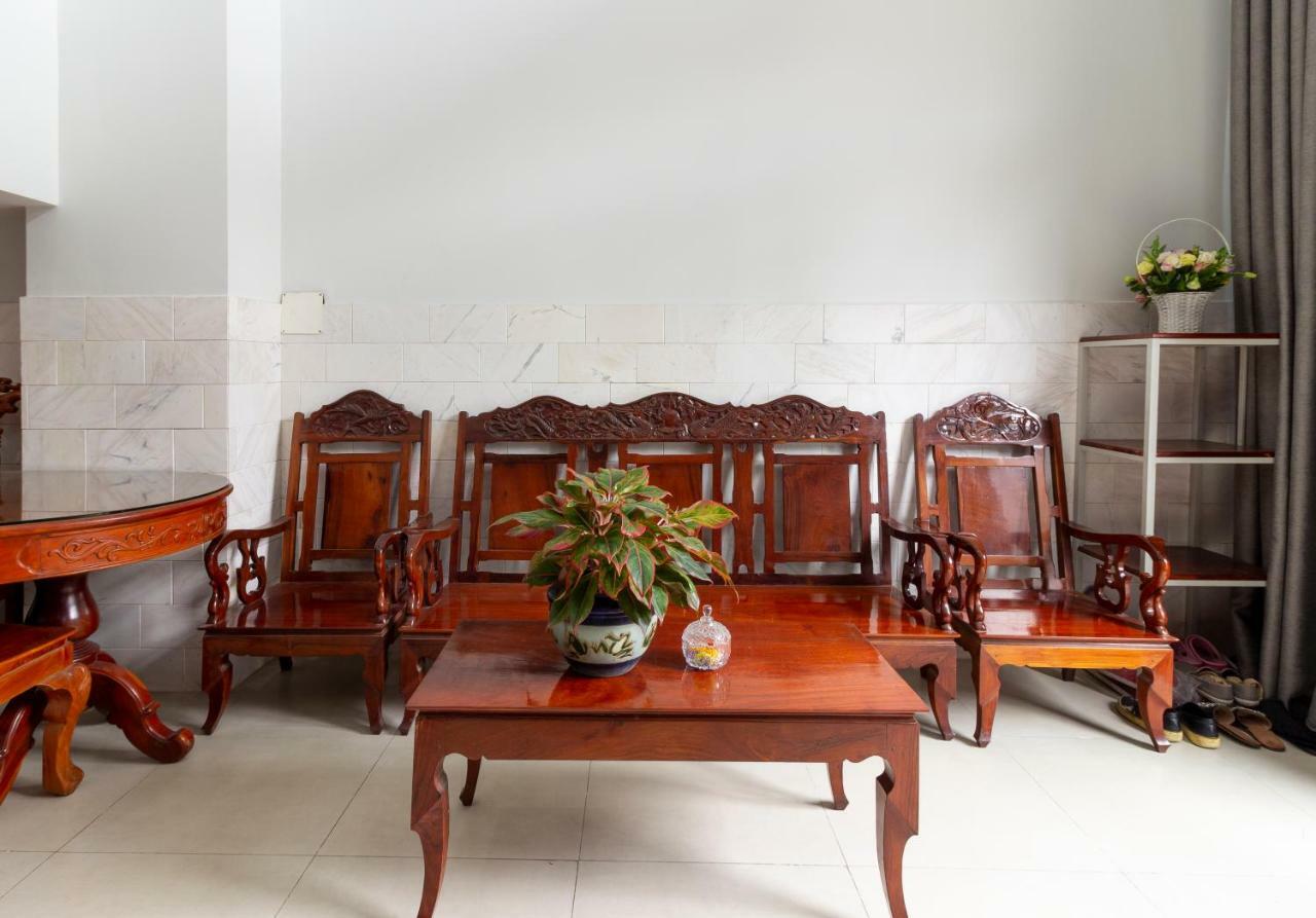 Khách sạn hẻo lánh Gem TP. Hồ Chí Minh